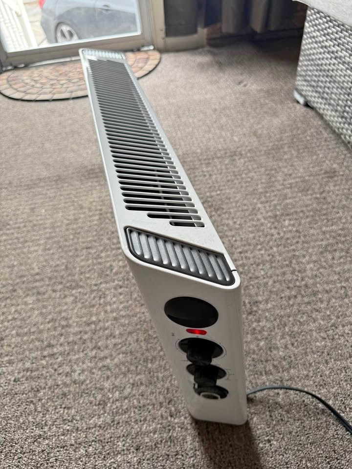 Premium Electric Convection Heater – Excellent Condition