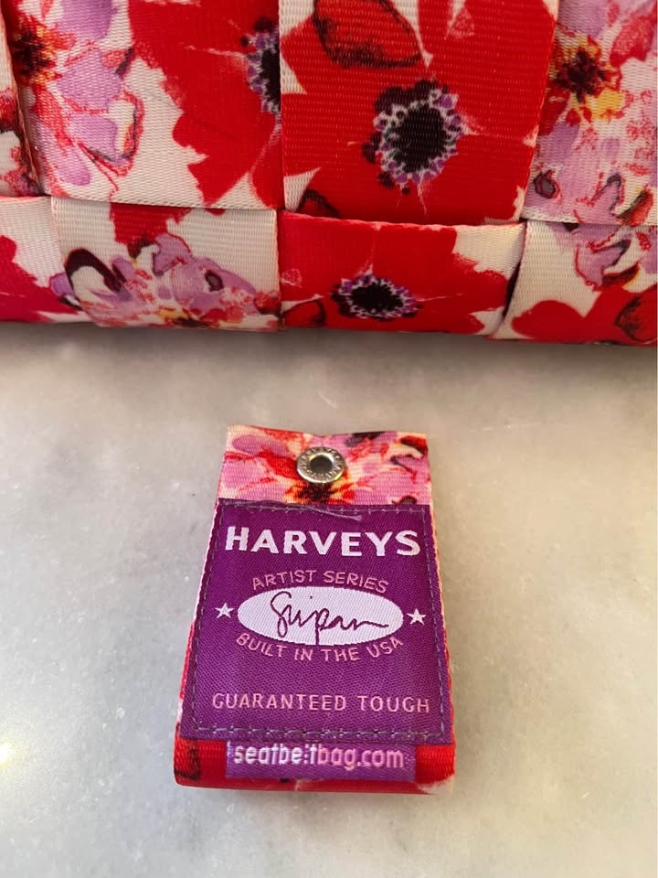 Rare Harvey’s Seatbelt Purse Limited Edition Artist Series - photo 4