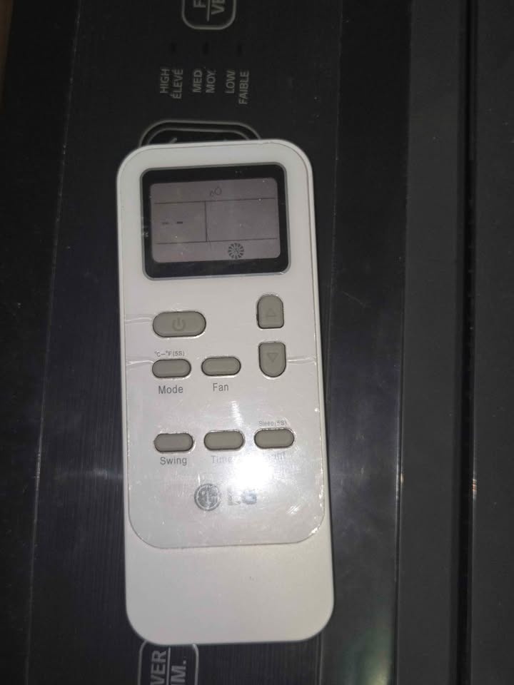 LG Portable Air Conditioner with remote - photo 4