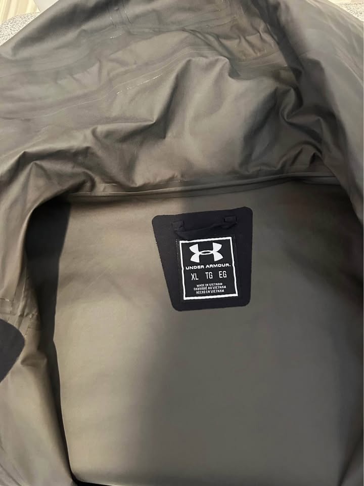 Under Armour Women's Rain Jacket - photo 3