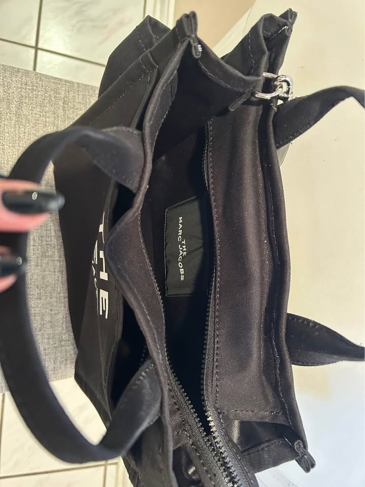 Marc Jacob’s the Functional Tote Bag - photo 4