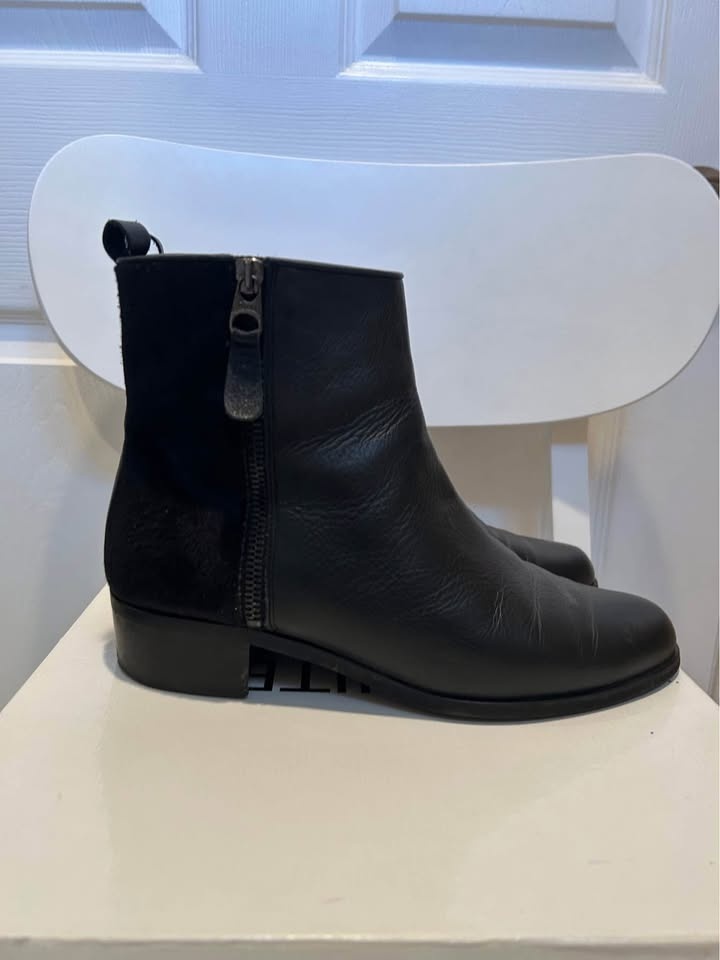 Ron White: Grace Ankle Riding Bootie - photo 3