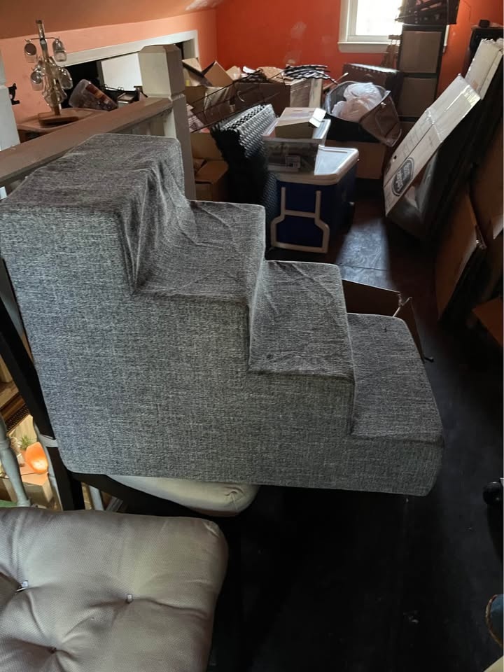 4 step doggie stairs