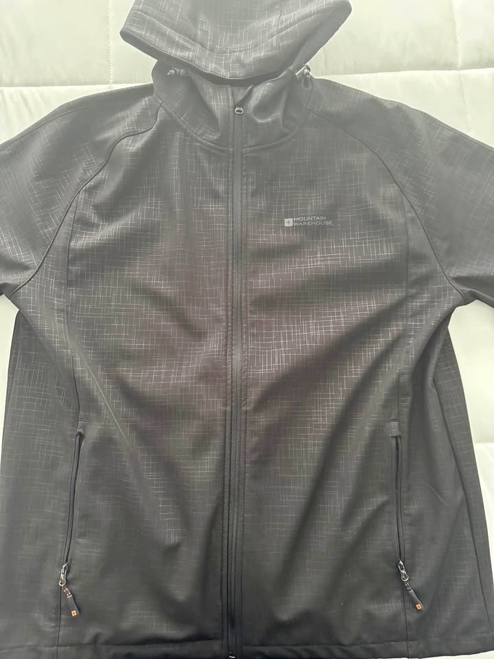 Men’s Mountain Warehouse Soft shell Jacket