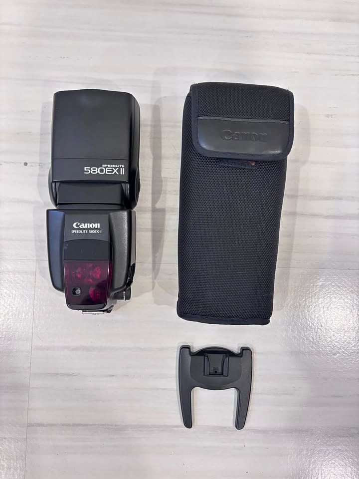 Canon 580 EX II Speedlight
