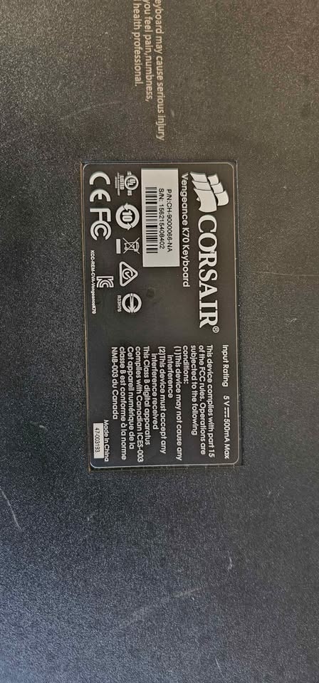 Corsair Vengeance K70 Gaming Keyboard - Cherry MX Blue - photo 4