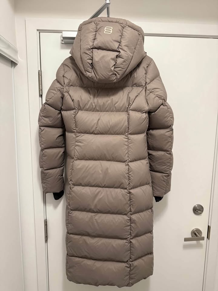 SALE ✨ Aritzia Super Puff Long Climate – Size S ✨ - photo 2