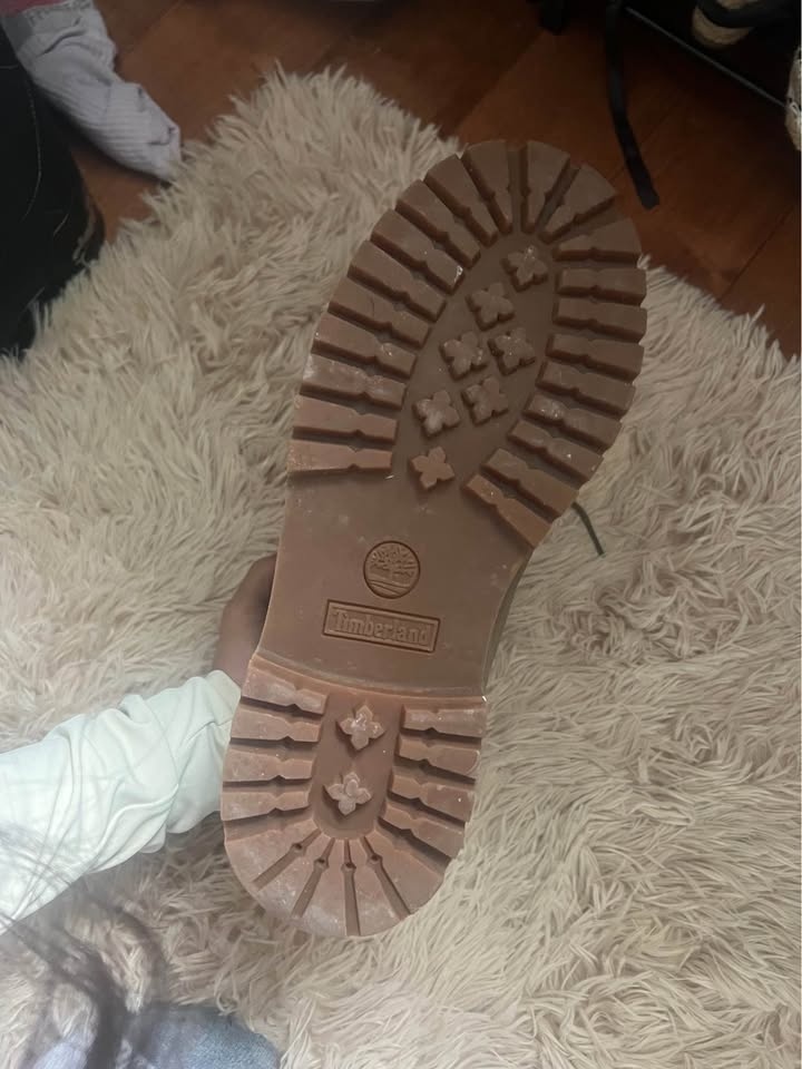 Olive Green Timberland Boots - photo 4