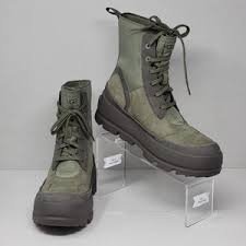 UGG Woman Boots NEW - photo 2