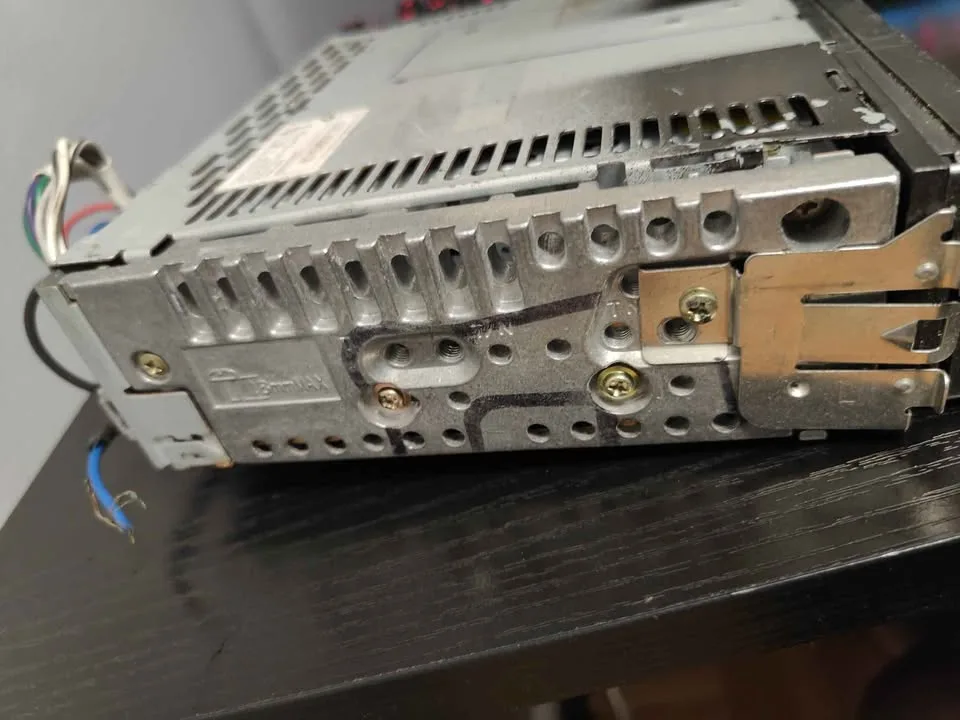 Panasonic CQ-C1800U Car Stereo image indicator(3)