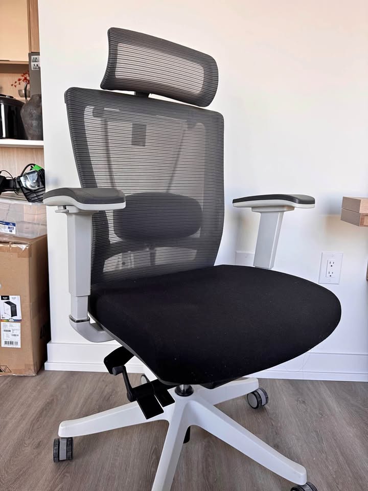 Autonomous AI ErgoChair Core