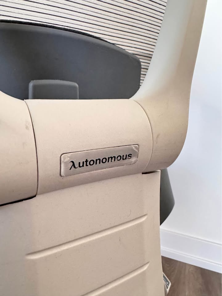 Autonomous AI ErgoChair Core - photo 3