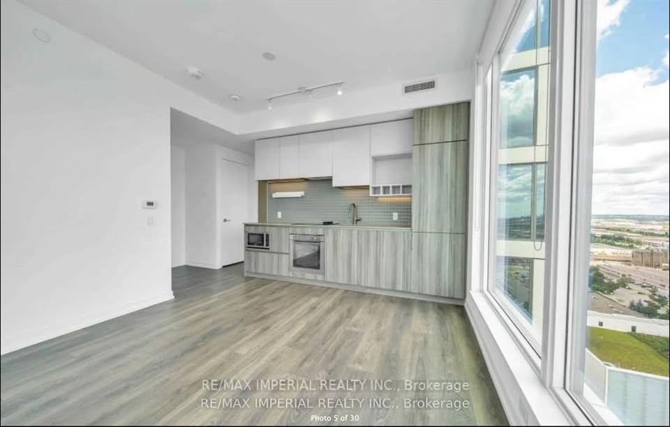 2 Bed 2 Bath Apartment - photo 2