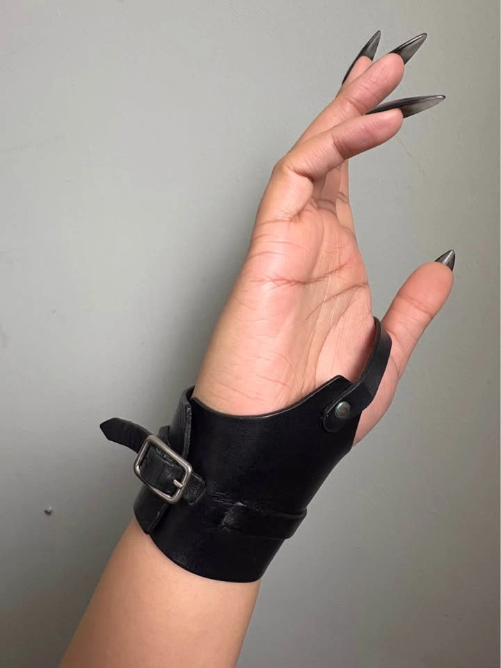 Maison Martin Margiela x H&M Leather Wristband - photo 3
