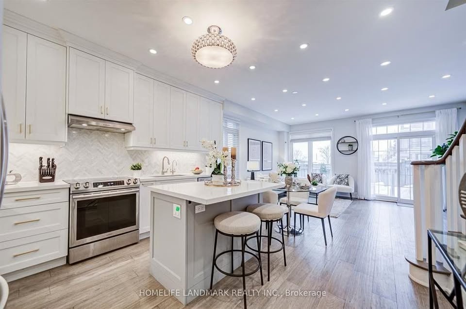3 Beds 4 Baths House