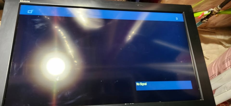 Classic Sony KDL 32" LCD TV - Perfect for Retro Gamers - photo 2