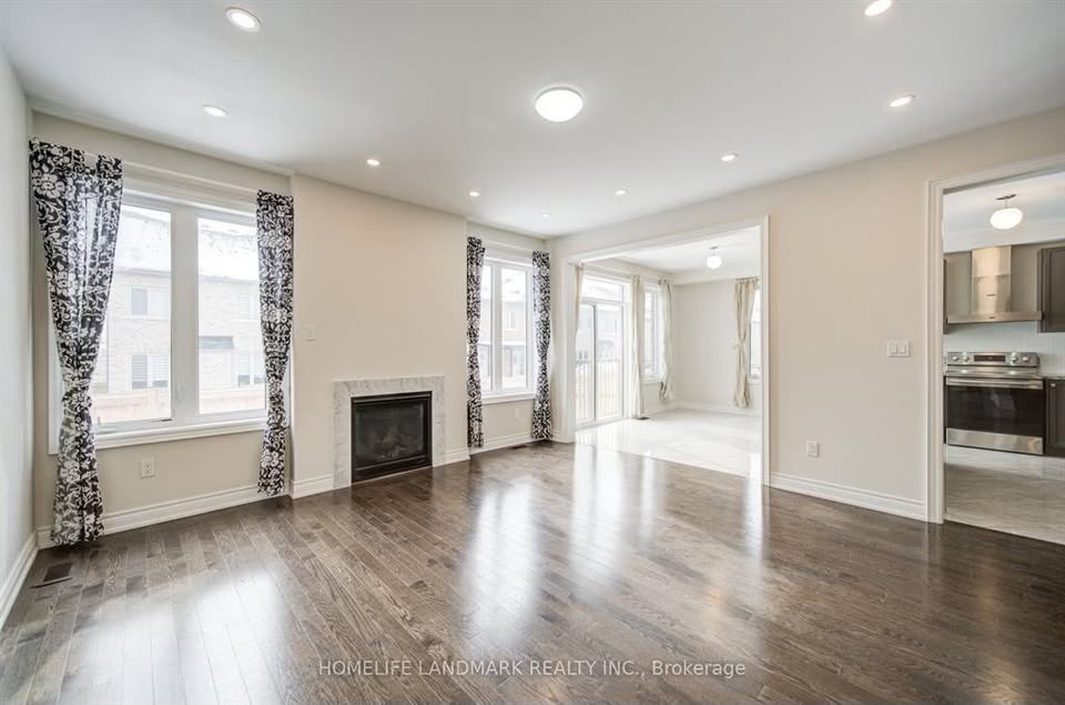 4 Beds 4 Baths House - photo 3