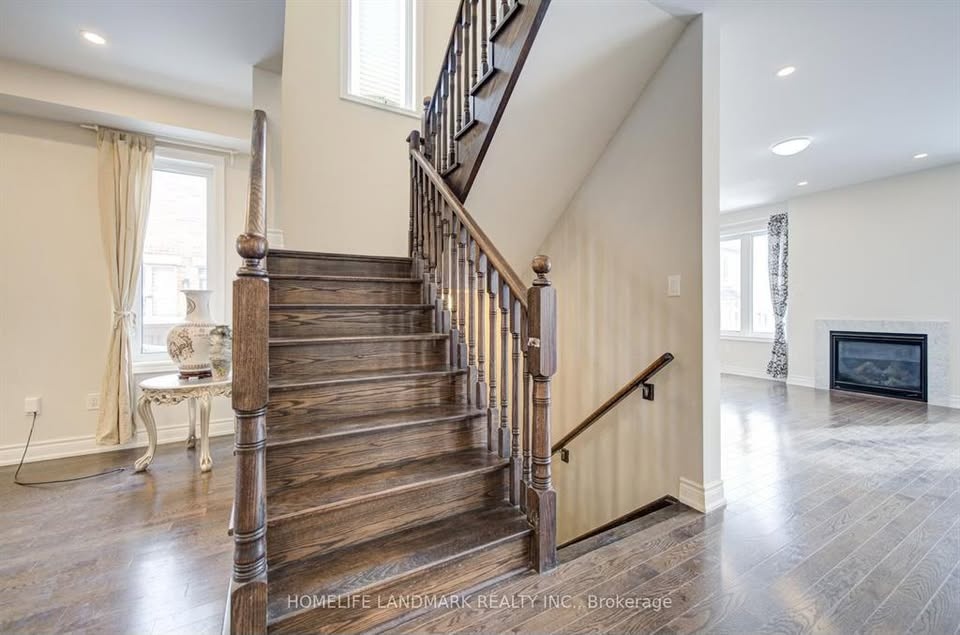 4 Beds 4 Baths House - photo 4