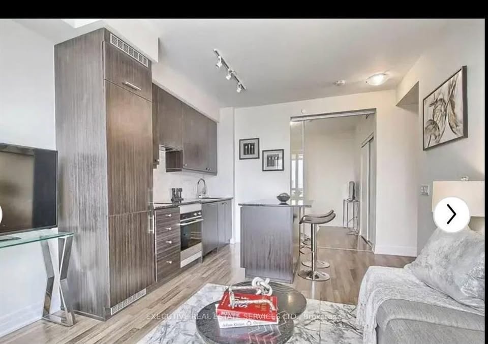 3 Beds 2 Baths Apartment