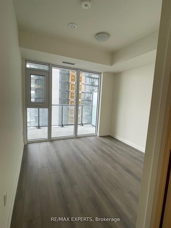 2 Beds 3 Baths Apartment - photo 5
