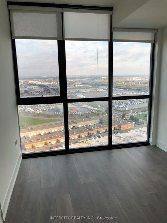 2 Beds 2 Baths Apartment - photo 5