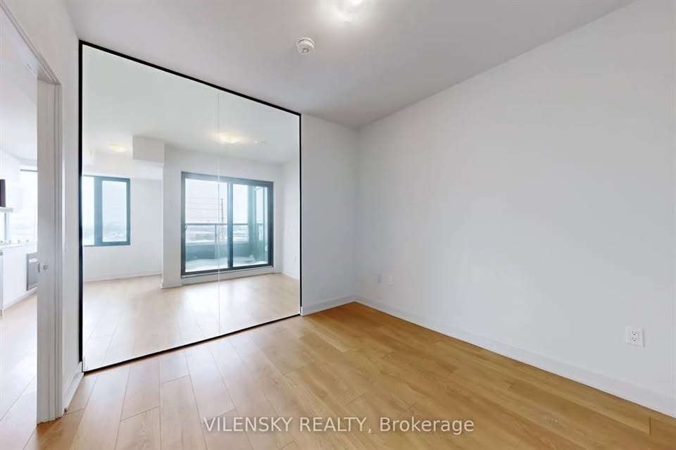 1 Bed 1 Bath Apartment - photo 3