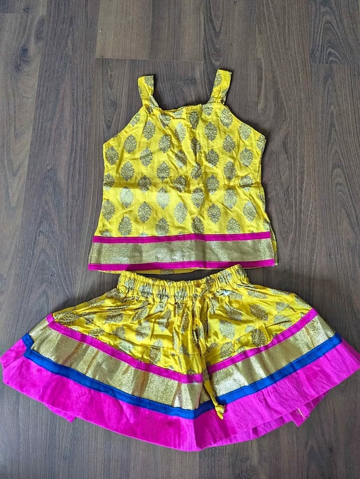 New matching top and skirt for kids