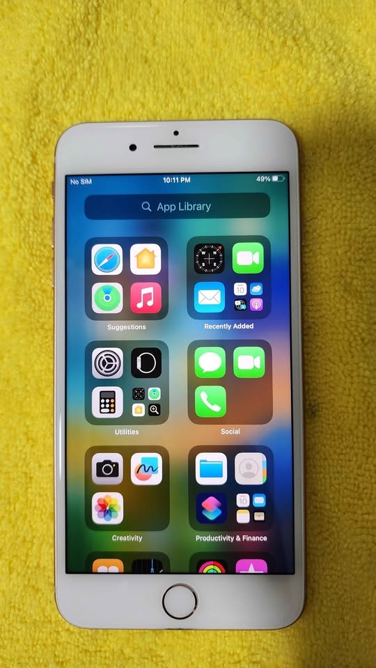 iPhone 8 Plus 64GB Rose Gold - Unlocked - photo 3