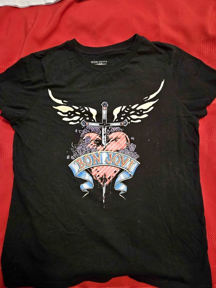 Bon Jovi T-shirt, size XS
