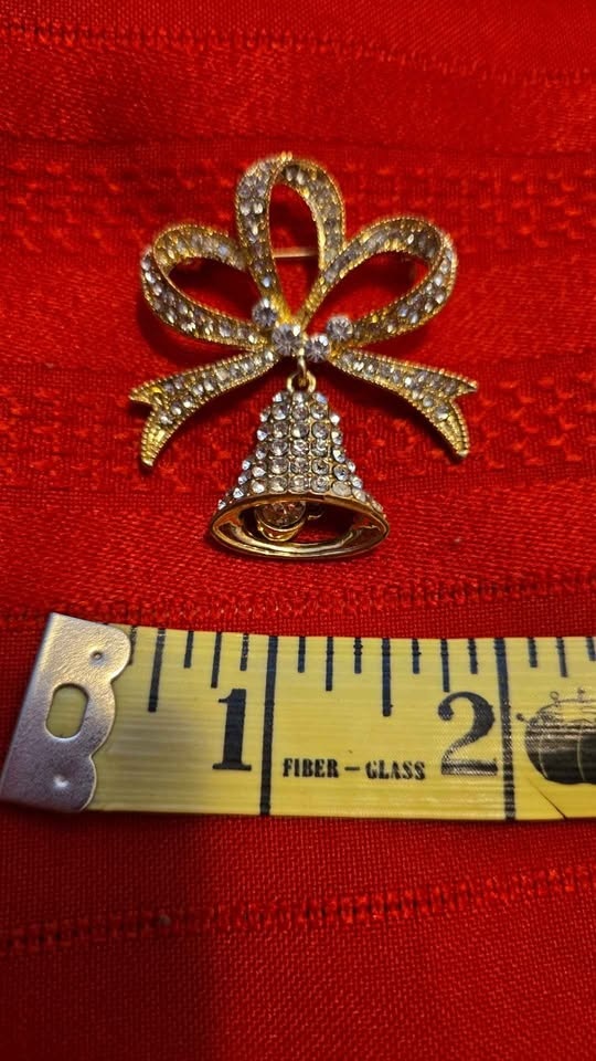 Gold-tone Rhinestone Bell and Bow Pin - photo 2