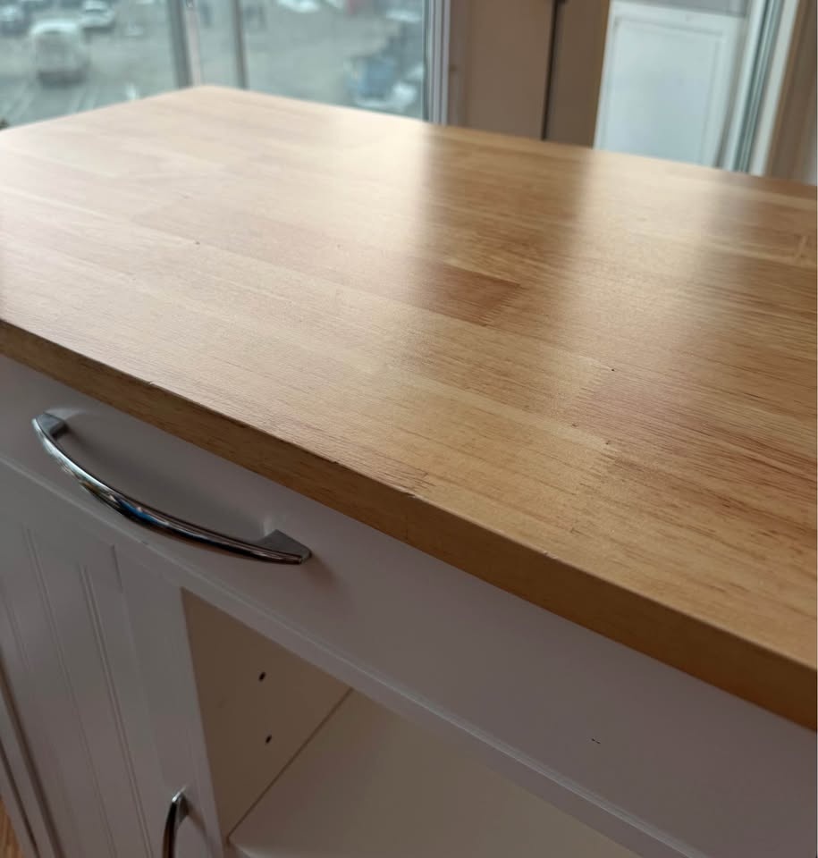 Portable Kitchen Island with Wheels - BATHURST & LAKESHORE, M5V - photo 4