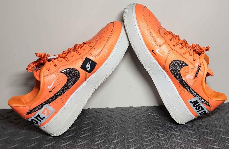 Nike Air Force 1 Low 'Just Do It' - Size 9 - photo 2