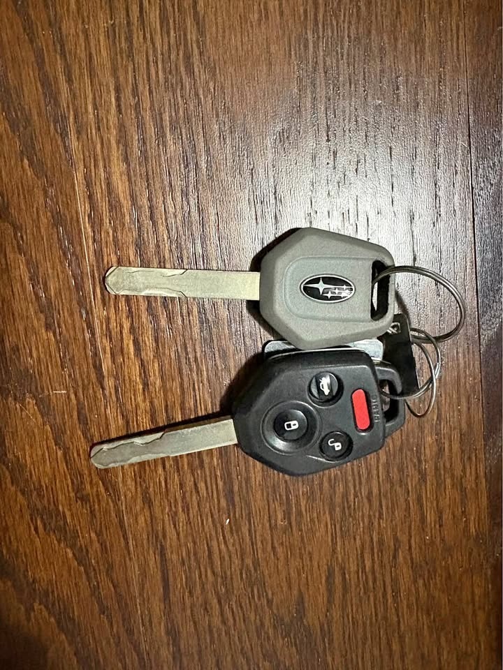 Subaru Car Keys and Fob