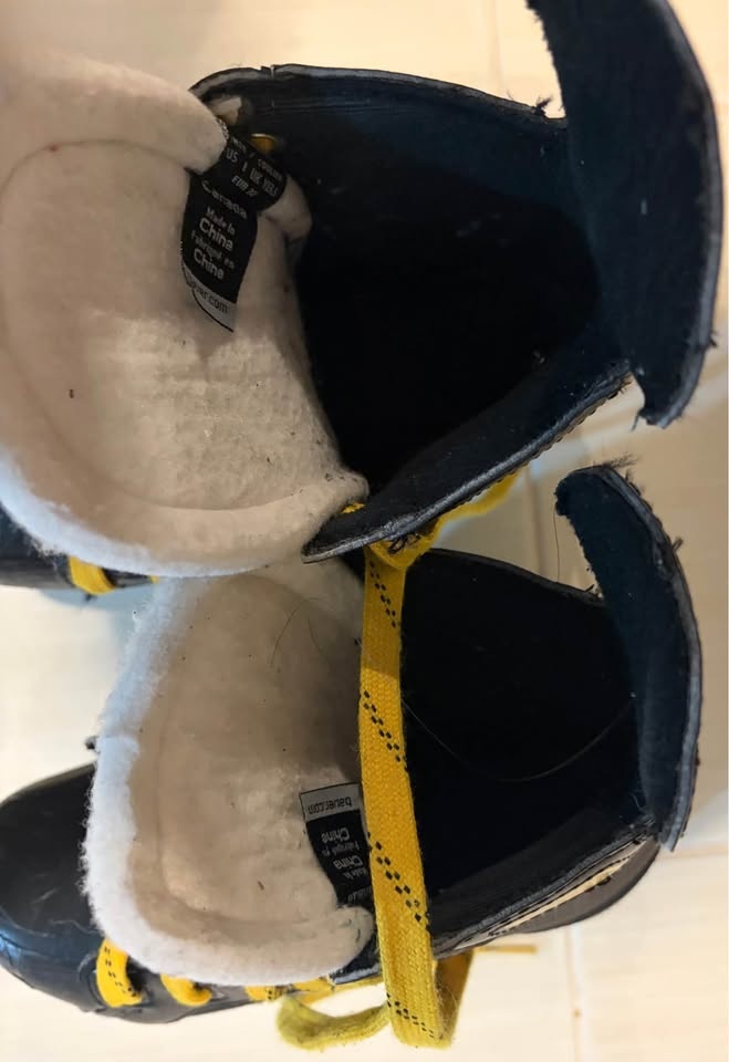 Bauer Supreme Pro Youth Hockey Skates – Size 13R - photo 5