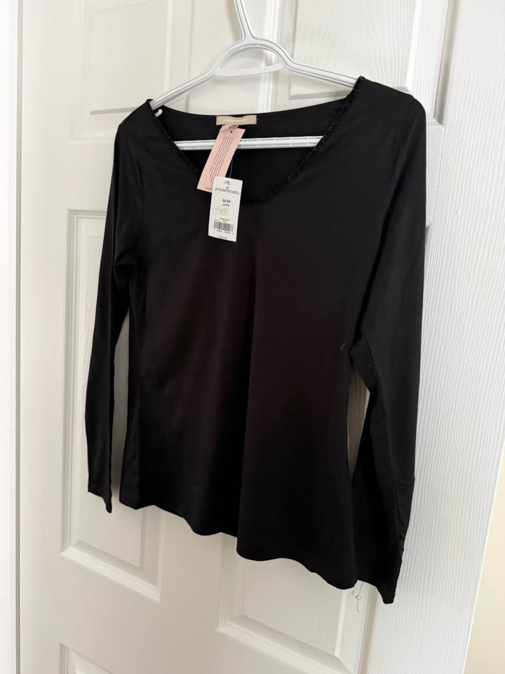 Banana Republic Black Long Sleeve Beaded V-Neck Top M/M Petite - photo 2