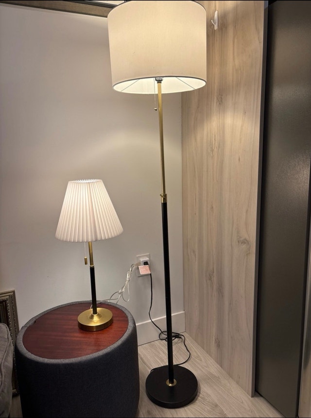 Modern Gold and Black Metal Table Lamp