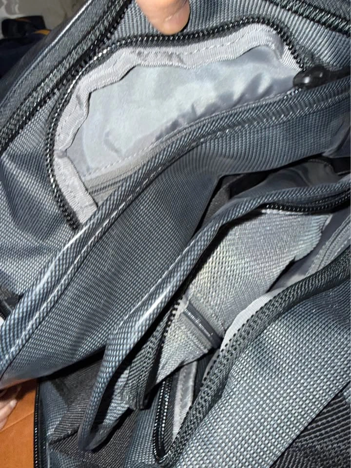 Eddie Bauer First Ascent Maximus 90L Duffel Bag - photo 4