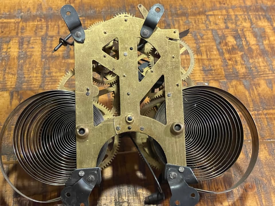 Antique Gears Piece - photo 2