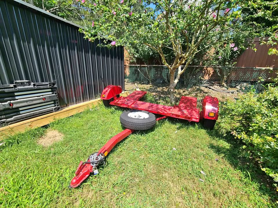 Tow Dolly