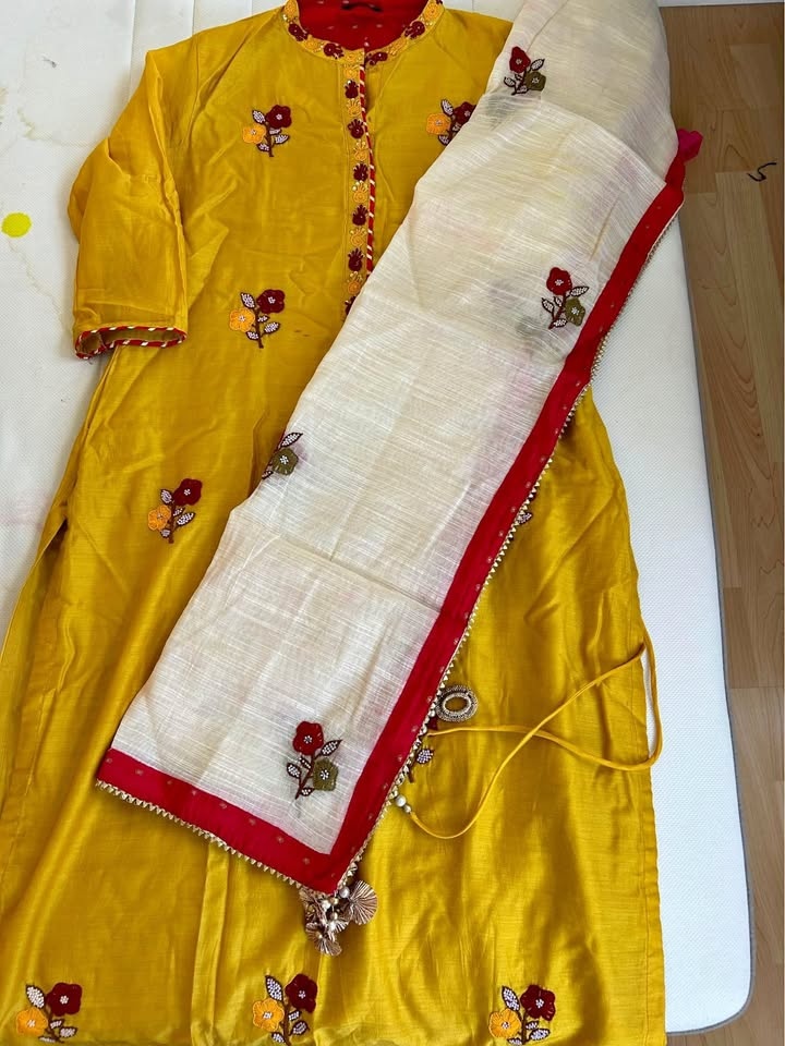 Indian Salwar Suit XL - Beautiful Silk