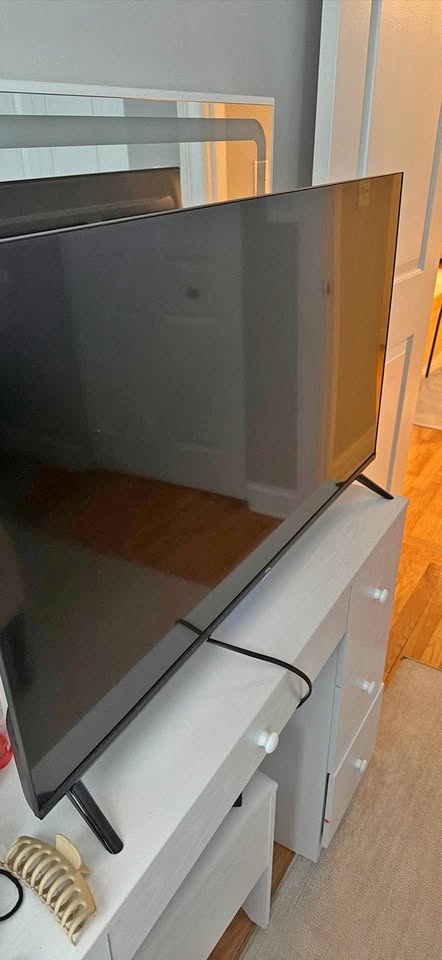 32 inch TV TCL