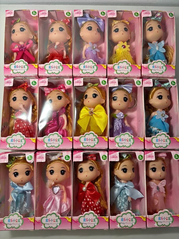 Set of Happy Little Princess Dolls
