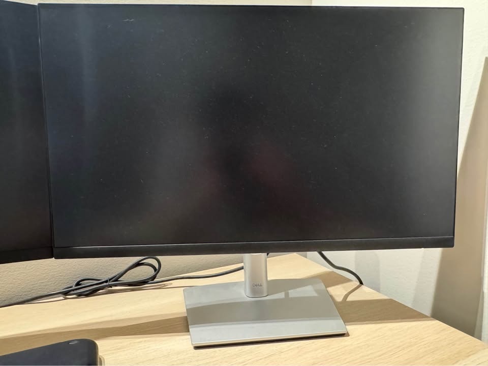 Two Dell 24'' Monitors P2422H - photo 5