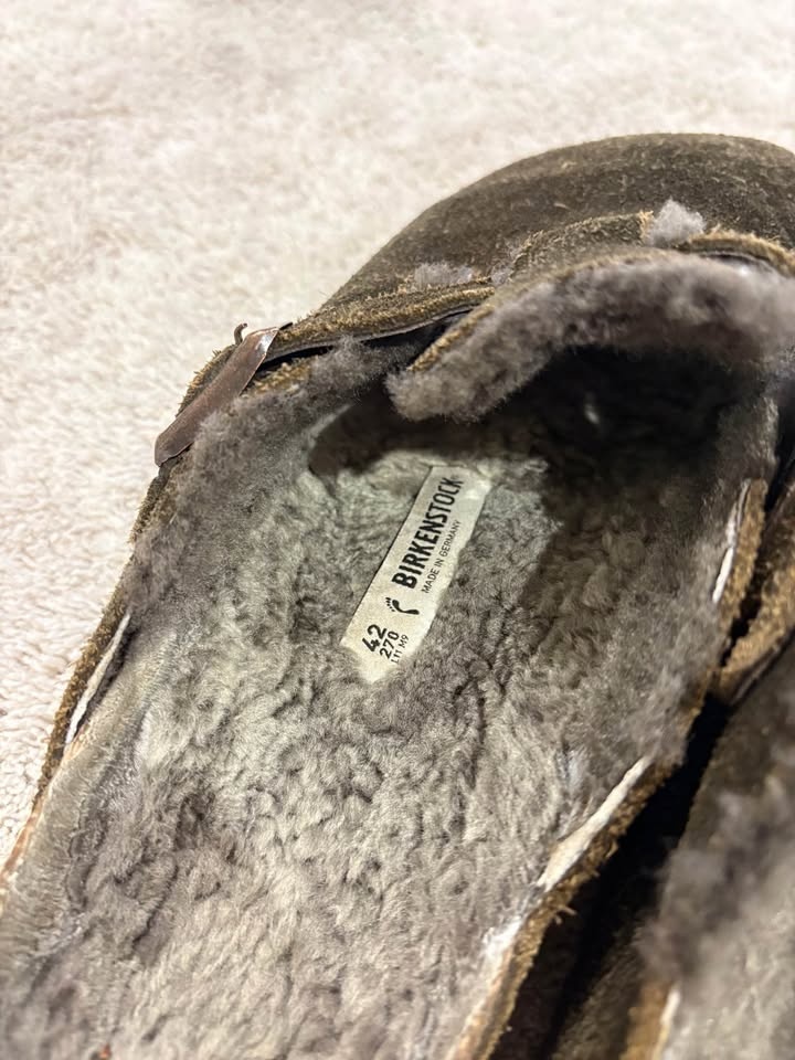 Birkenstock Boston Shearling Clogs Size 42 - photo 2