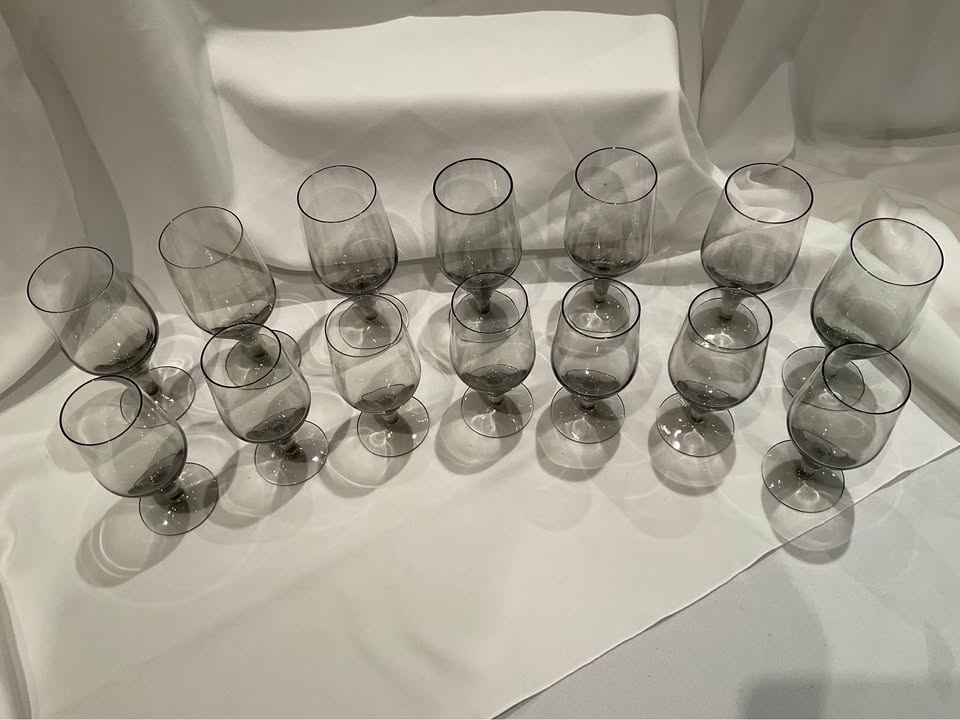 Vintage MCM Smokey Glass Footed Glasses 1960s-1970s - photo 3