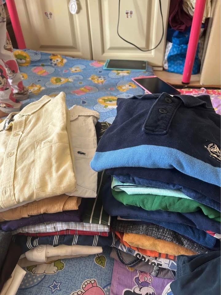 Men's Shirts & T-Shirts huge  Lot - Medium Size - Clearance - photo 2