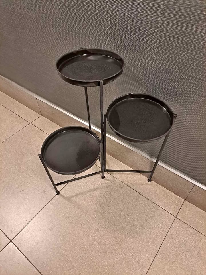 Metal Plant Stand - 3 Tier Collapsible