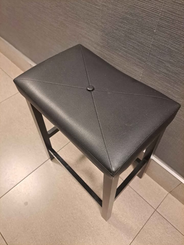 Black Counter Stool - photo 3