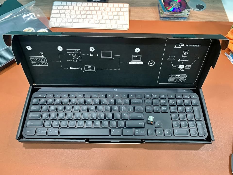 Logitech MX Keys Advanced Wireless Illuminated Keyboard