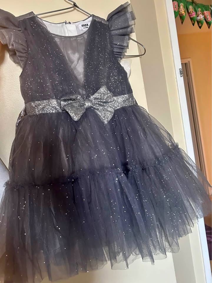 Toddler girl new party frock size 2-4 years